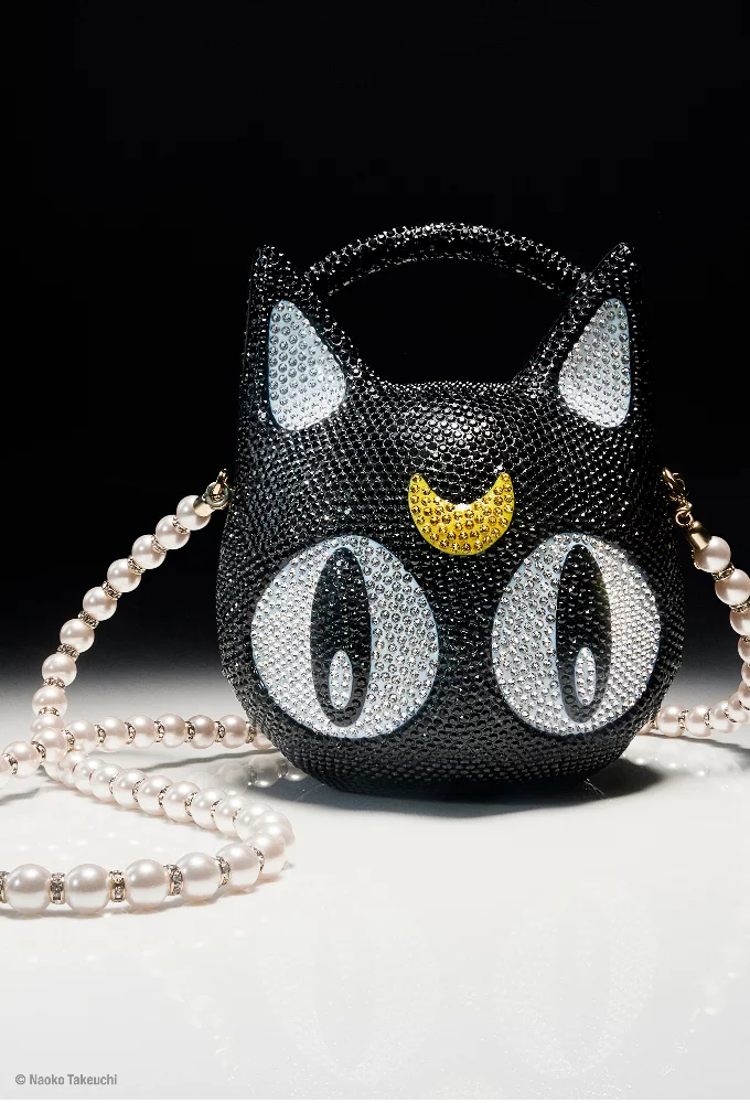 jimmy-choo-sailor-moon-sac-chat